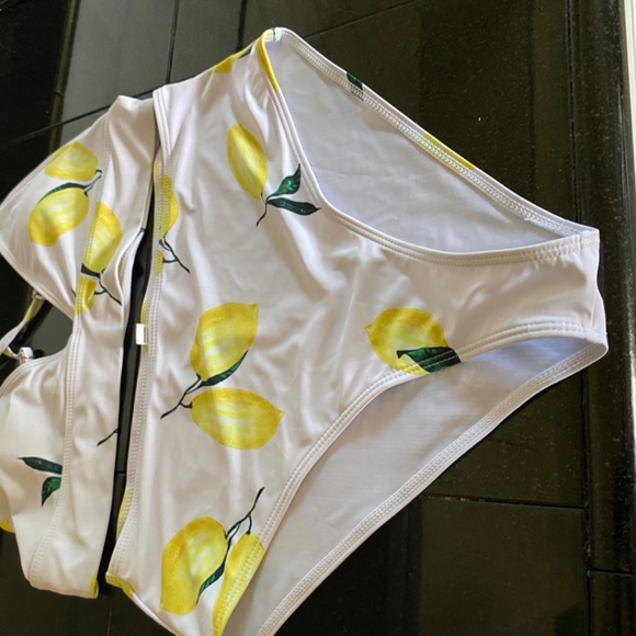 Lemon Print - Picture 2 of 9